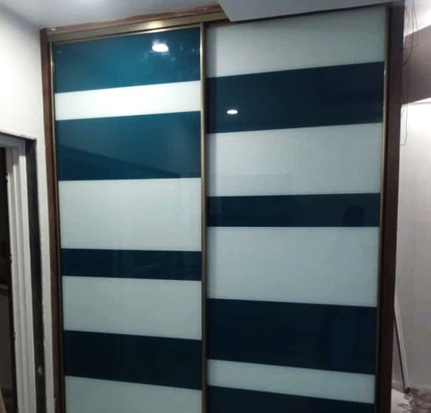 tempered-lacquered-glass-partitions