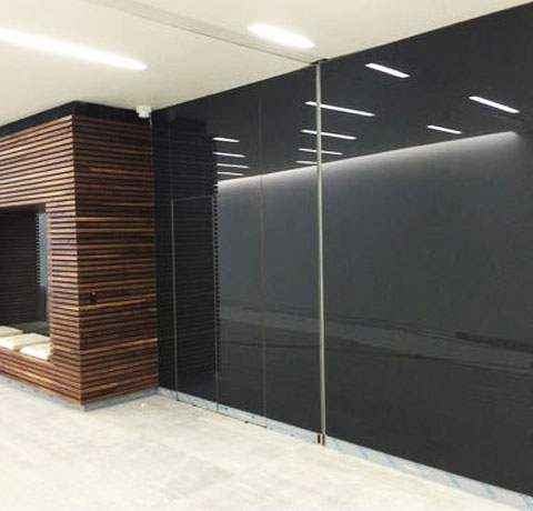 tempered-lacquered-glass-wall-cladding